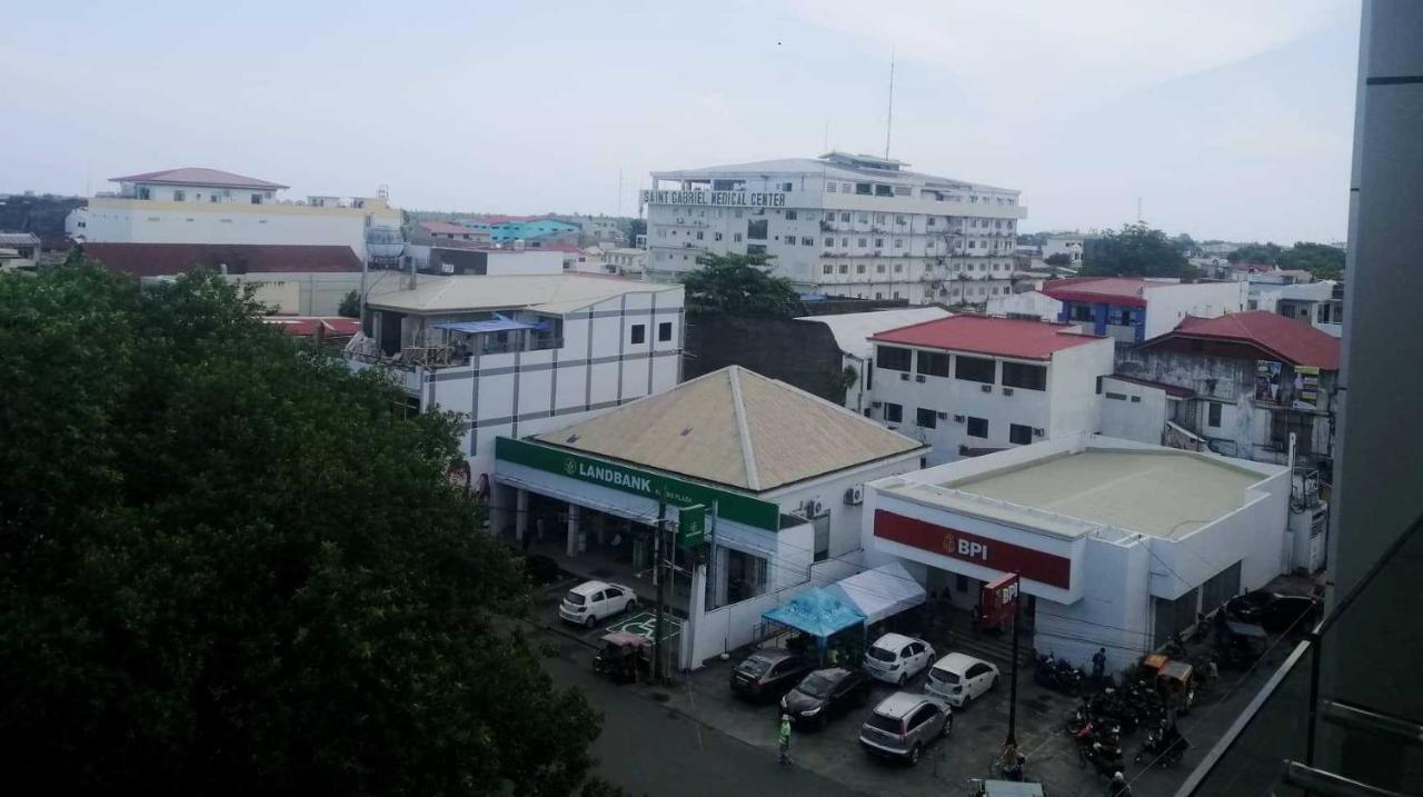 Hotel Gq Plaza à Kalibo Extérieur photo