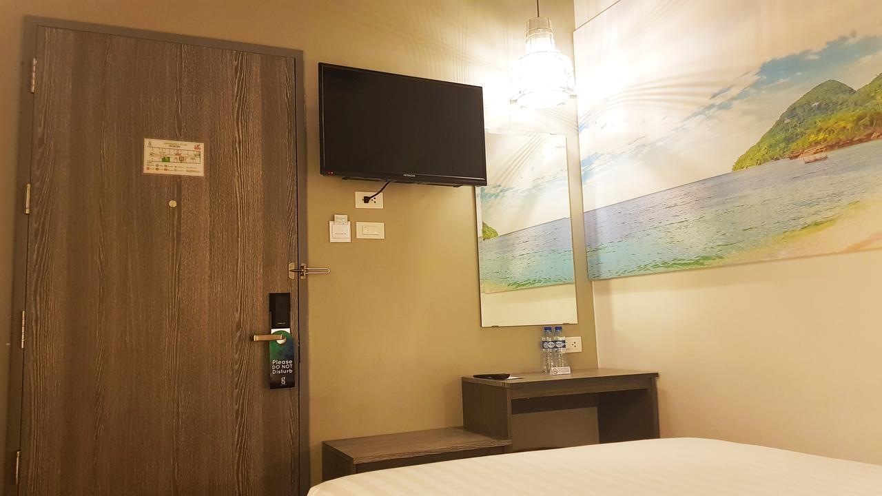 Hotel Gq Plaza à Kalibo Extérieur photo
